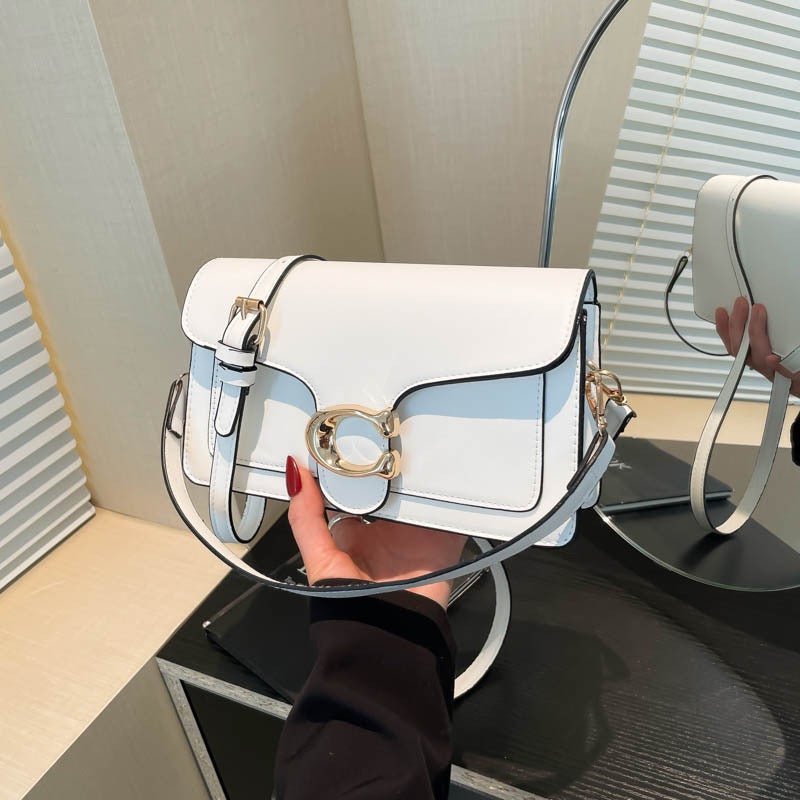 COACH (NY) PURSE - DeDiAl E - Commerce