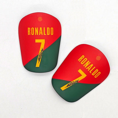 CR7 SHIN GUARDS - DeDiAl E - Commerce