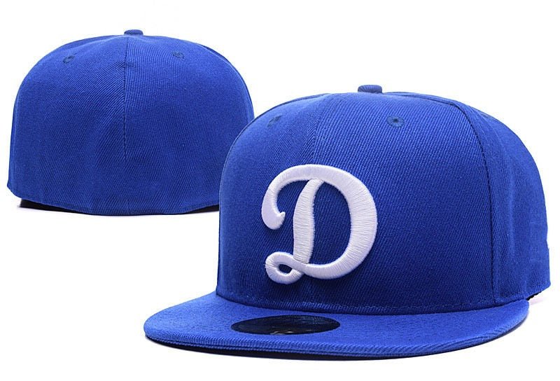 FITTED CAPS - DeDiAl E - Commerce