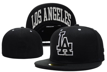 FITTED CAPS - DeDiAl E - Commerce