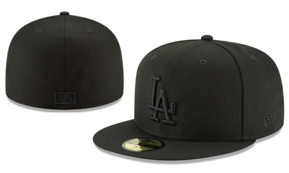 FITTED CAPS - DeDiAl E - Commerce