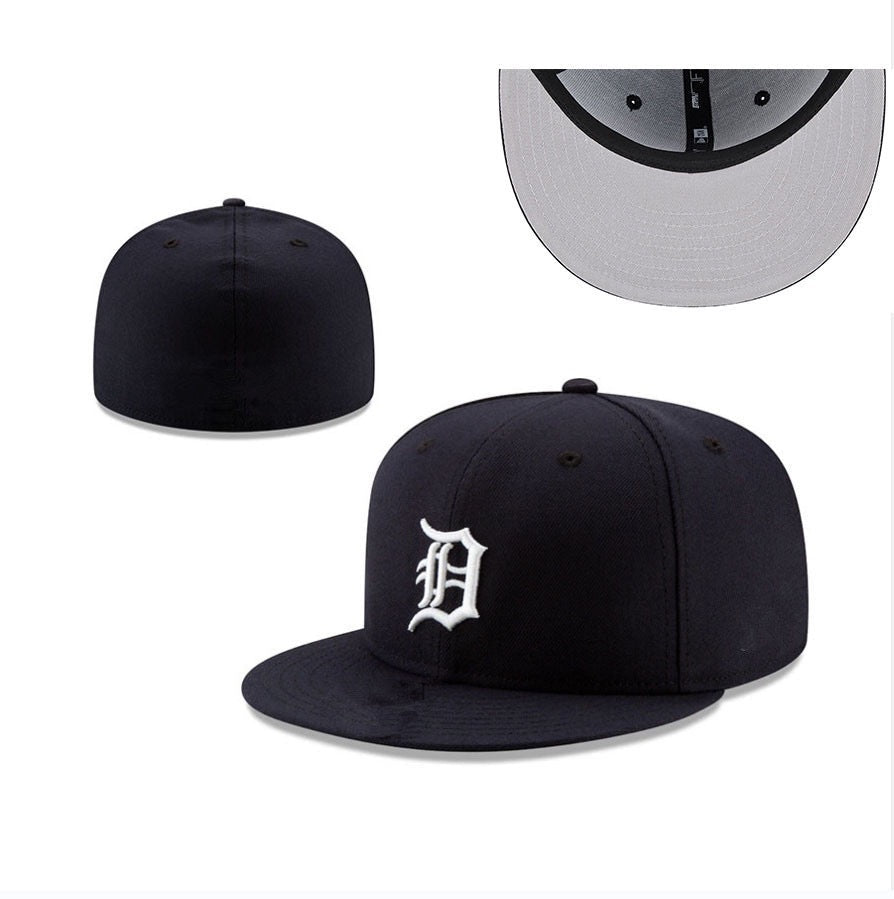 FITTED CAPS - DeDiAl E - Commerce