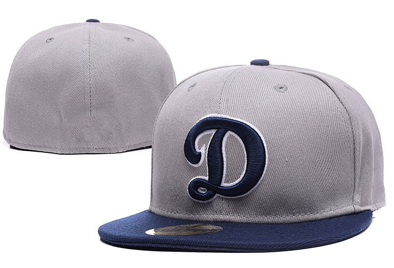 FITTED CAPS - DeDiAl E - Commerce