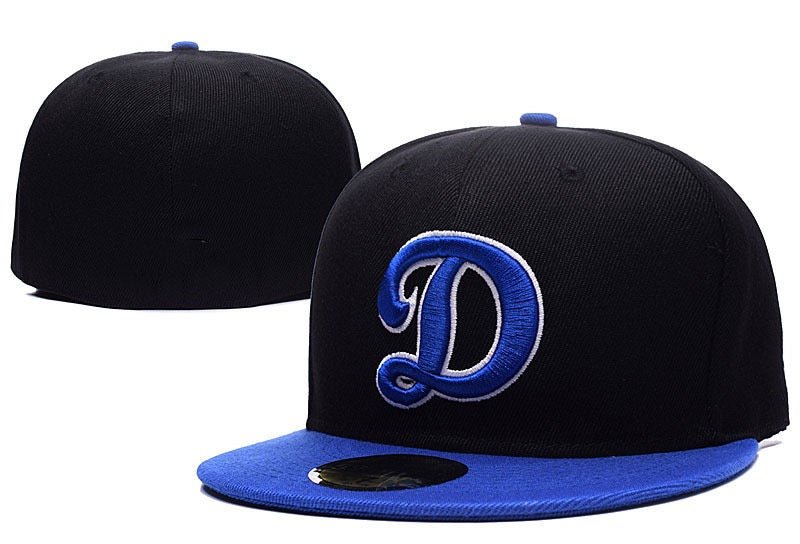 FITTED CAPS - DeDiAl E - Commerce