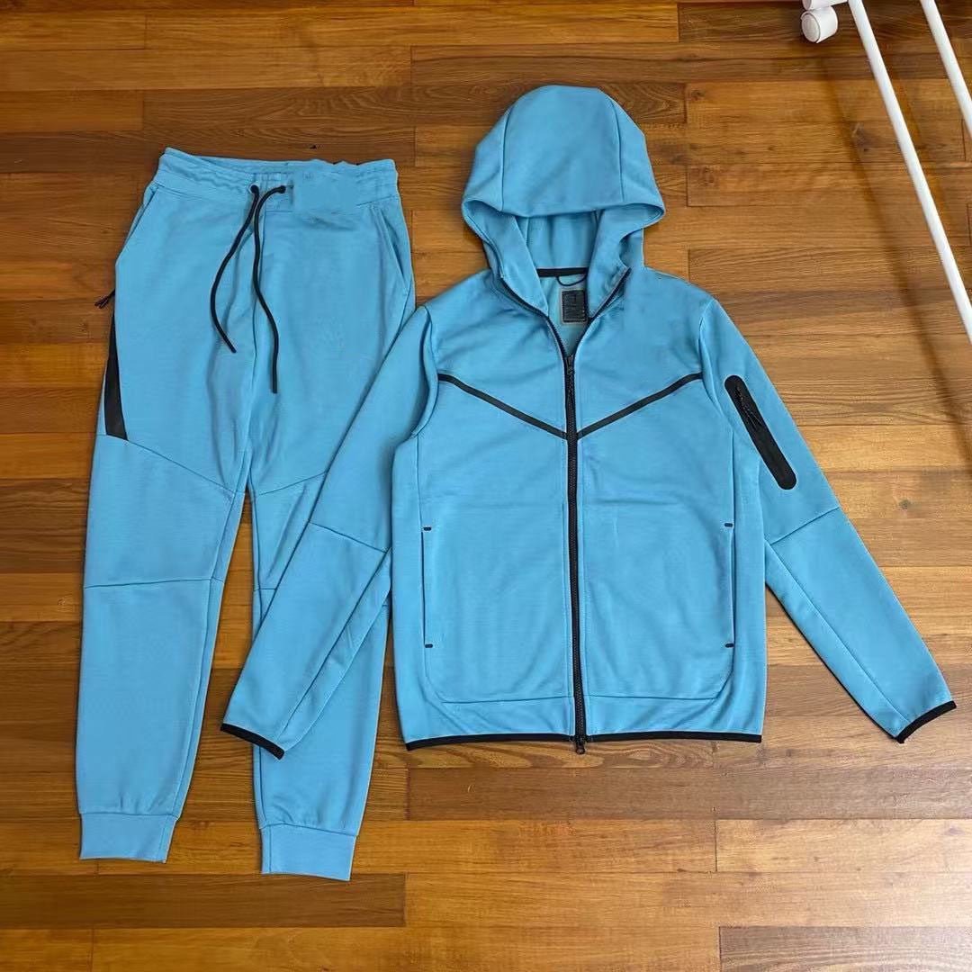 NIKE TECH FLEECE - DeDiAl E - Commerce