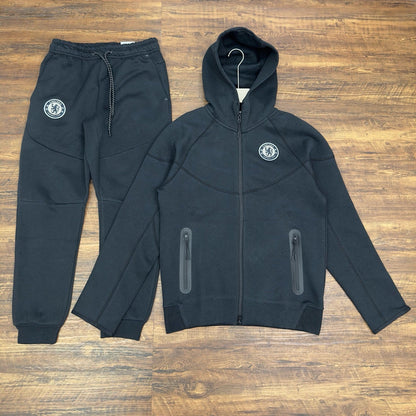 NIKE TECH FLEECE (CFC EDITION) - DeDiAl E - Commerce