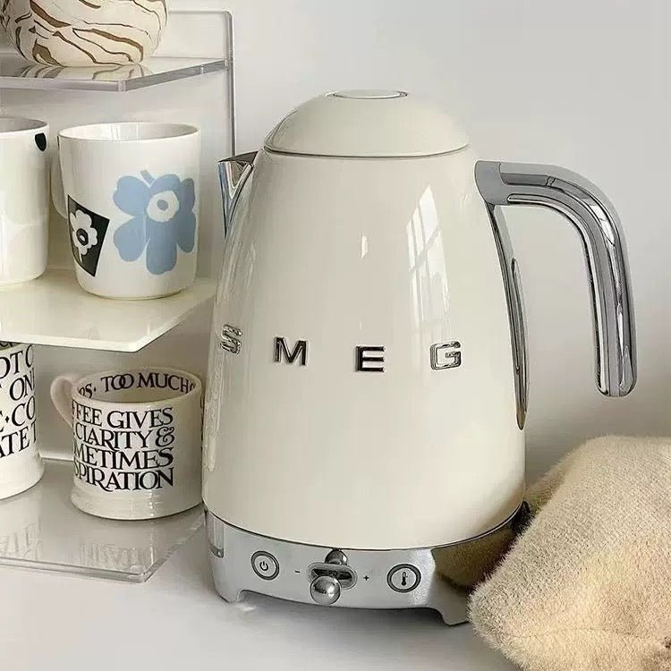 SMEG ELECTRIC KETTLE - DeDiAl E - Commerce