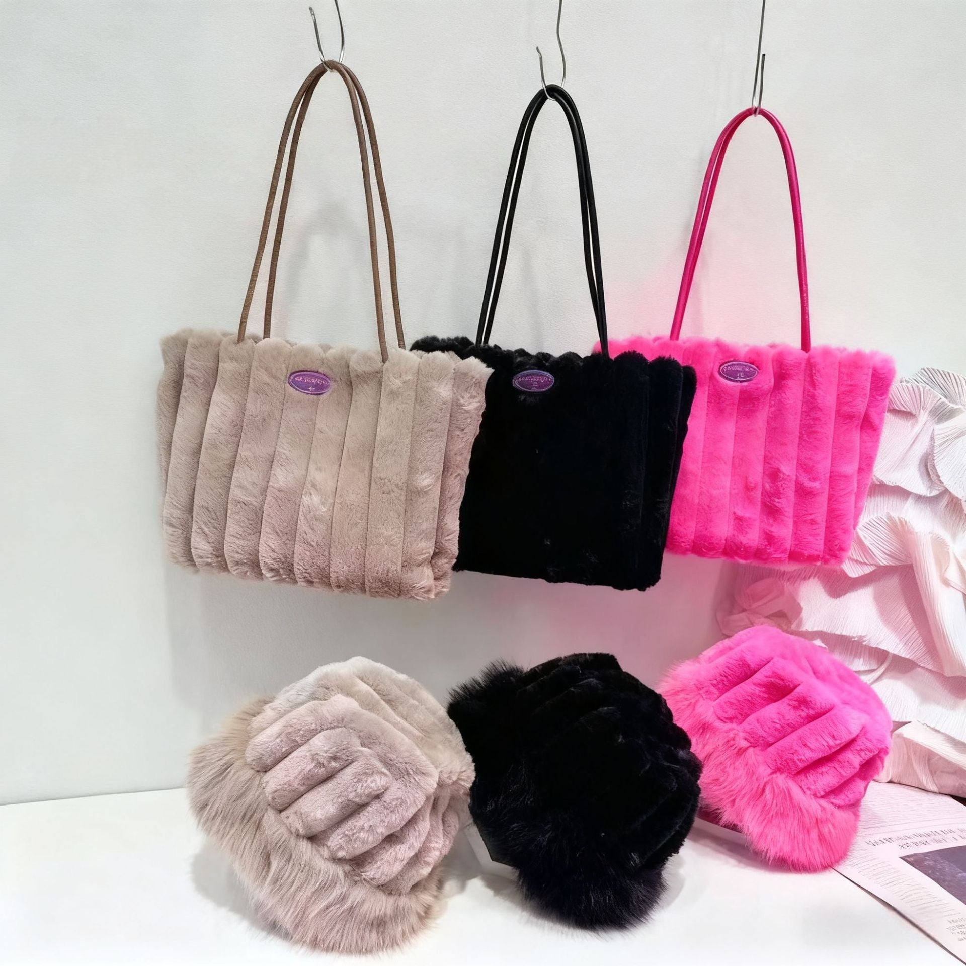 WOMEN’S HAT+HANDBAG - DeDiAl E - Commerce