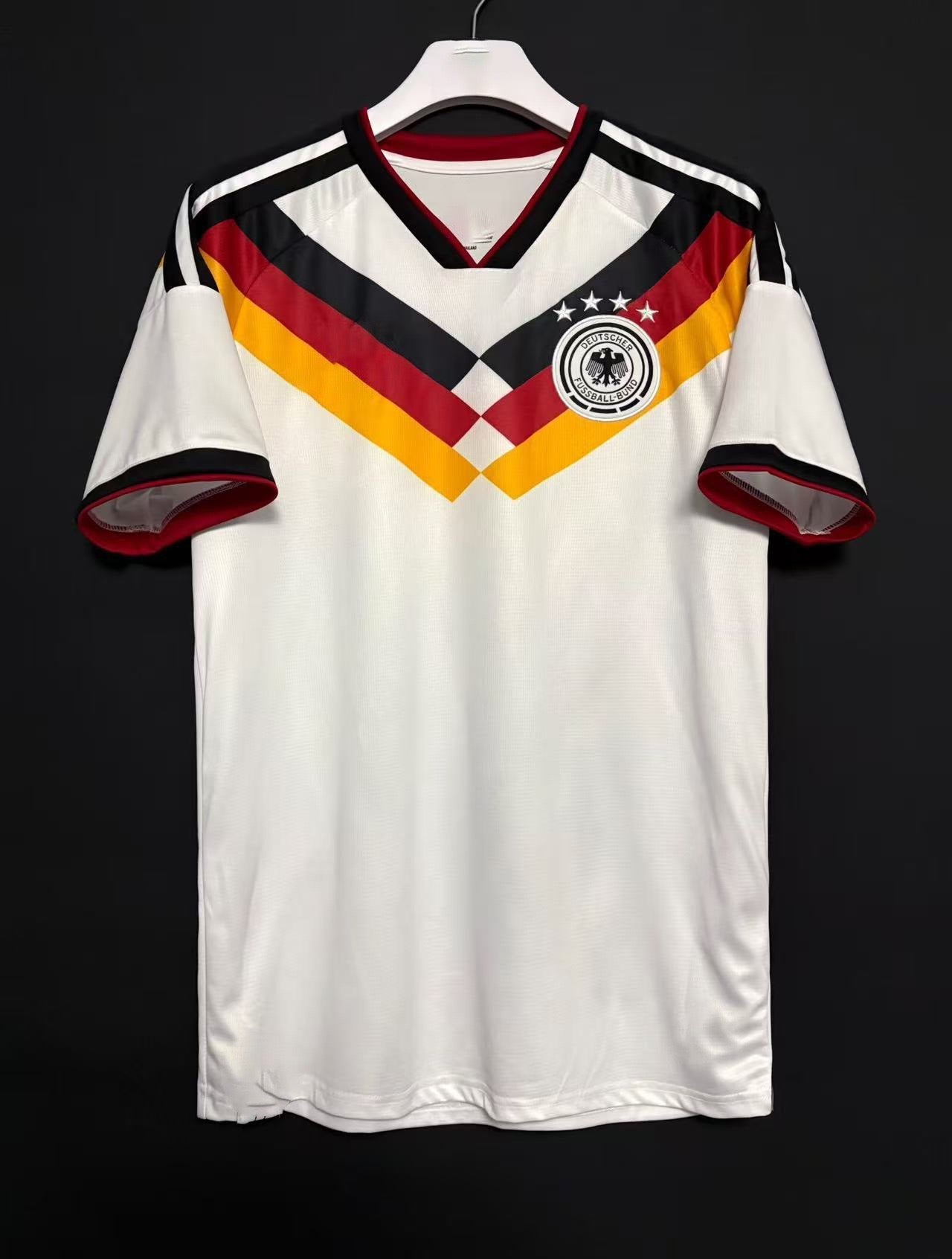 WORLD CUP JERSEYS - DeDiAl E - Commerce