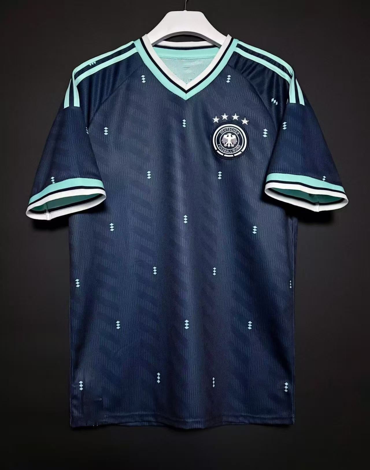 WORLD CUP JERSEYS - DeDiAl E - Commerce